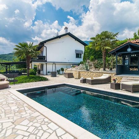 Vila "Zatka" Villa Veprinac ภายนอก รูปภาพ
