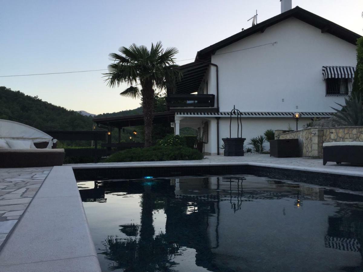 Vila "Zatka" Villa Veprinac ภายนอก รูปภาพ
